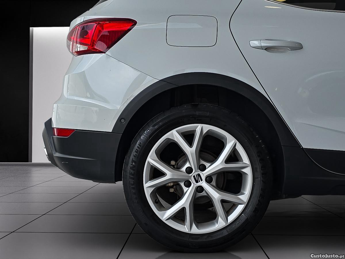SEAT Arona 1.0 TSI FR 3 ANOS GA — fotografia 7