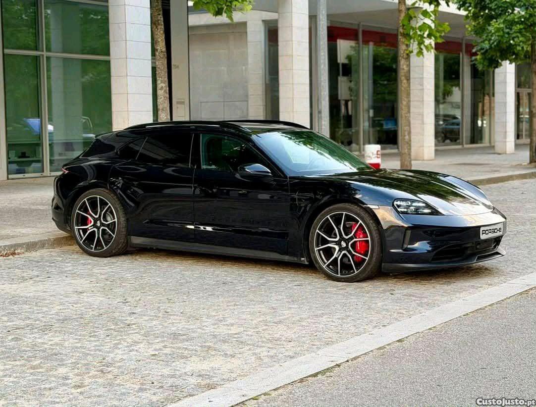 Porsche Taycan Sport Turismo 4S — fotografia 8