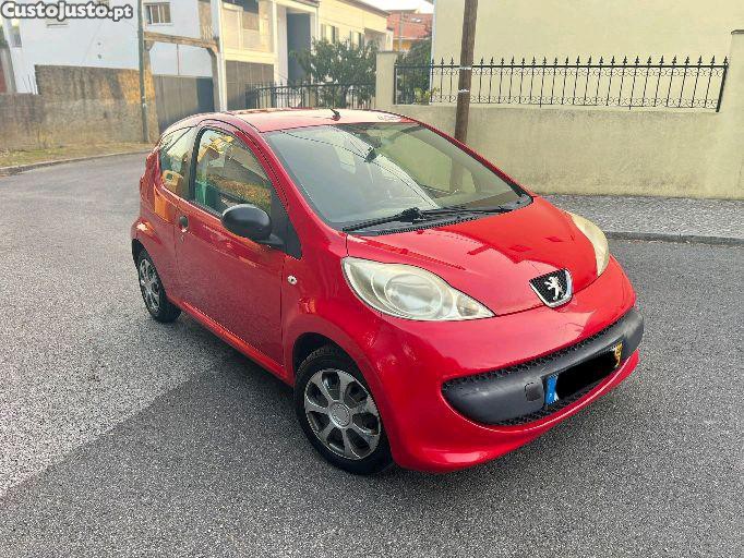 Peugeot 107 1.0 VVT-I — fotografia 6
