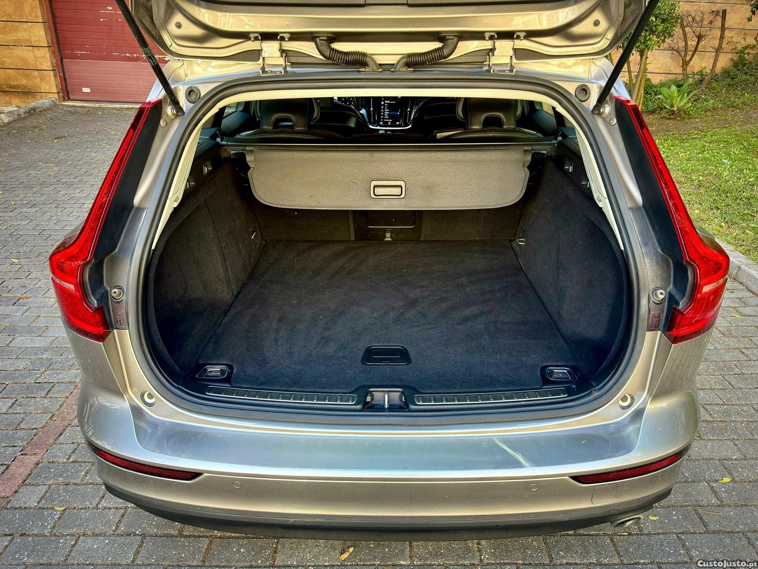 Volvo V60 2.0 D3 — fotografia 11
