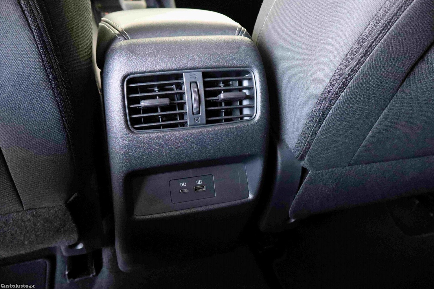 Nissan Qashqai 1.3 DIG-T Tekna + Xtronic — fotografia 3