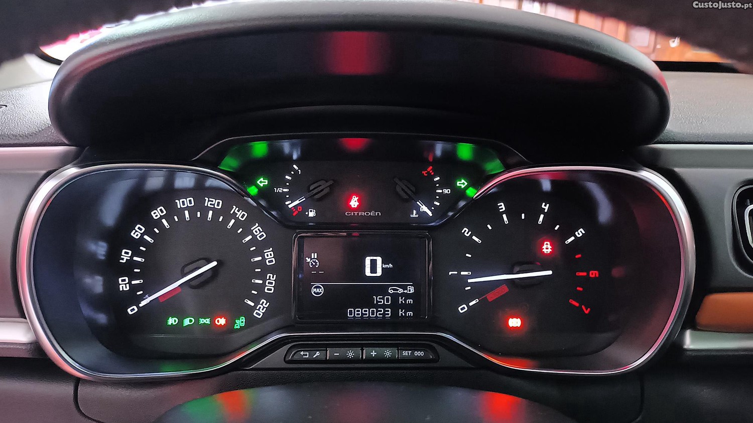 Citroën C3 1.2 Puretech Shine — fotografia 6