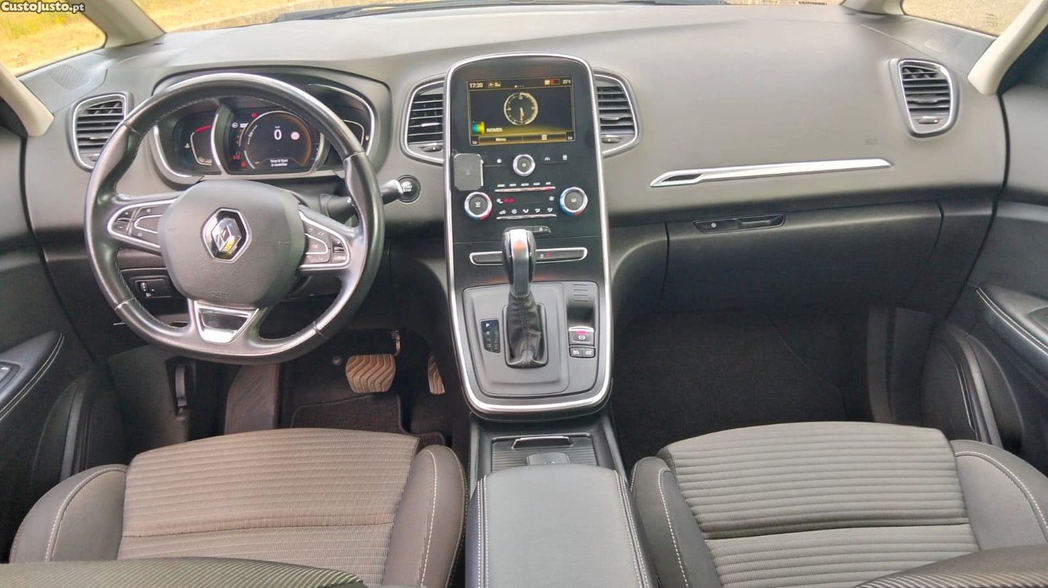Renault Scénic Blue dCi — fotografia 7