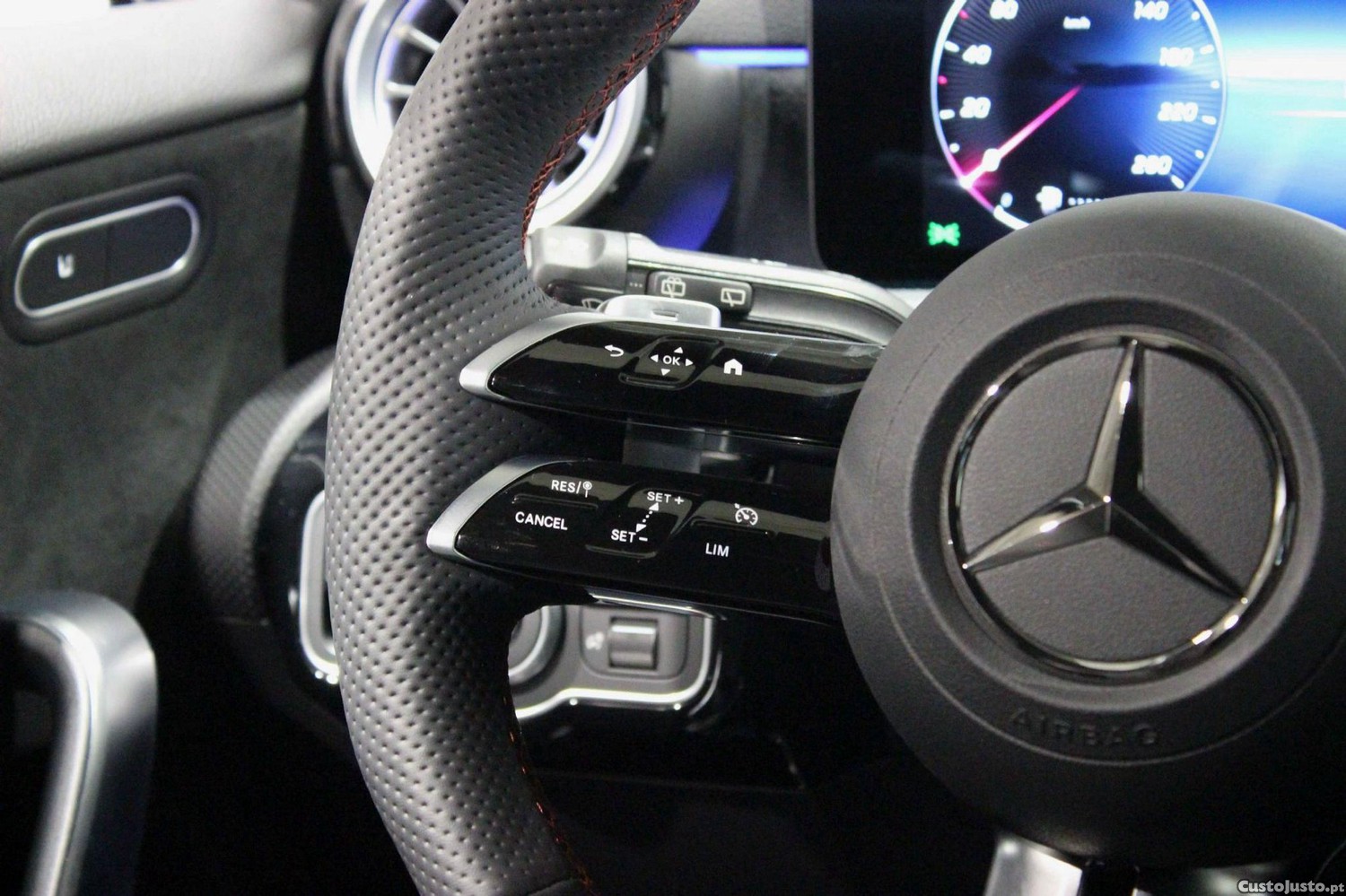 Mercedes-Benz A 180 d — fotografia 18