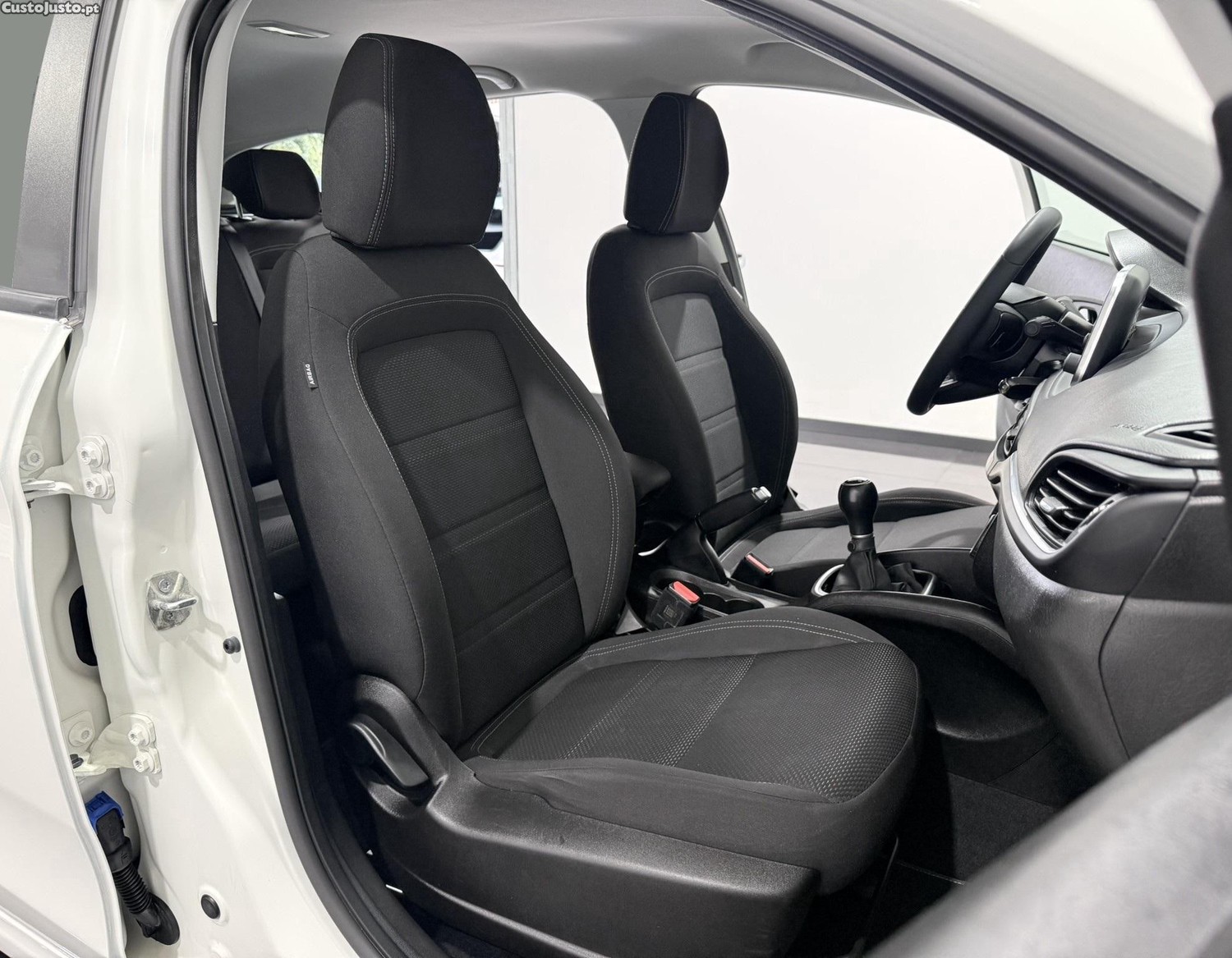 Fiat Tipo STATION WAGON 1.3 M-JET LOUNGE 95 CV - NACIONAL — fotografia 9