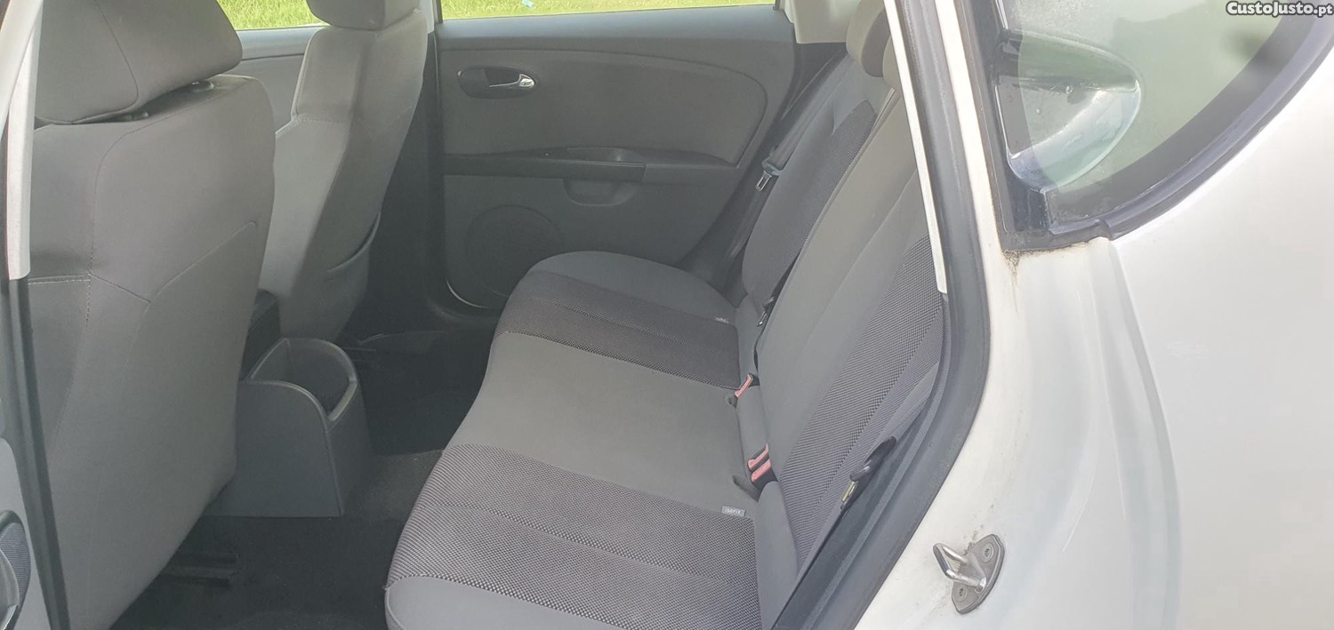 SEAT Leon 1P 1.9 TDI SPORT IMACULADO — fotografia 3