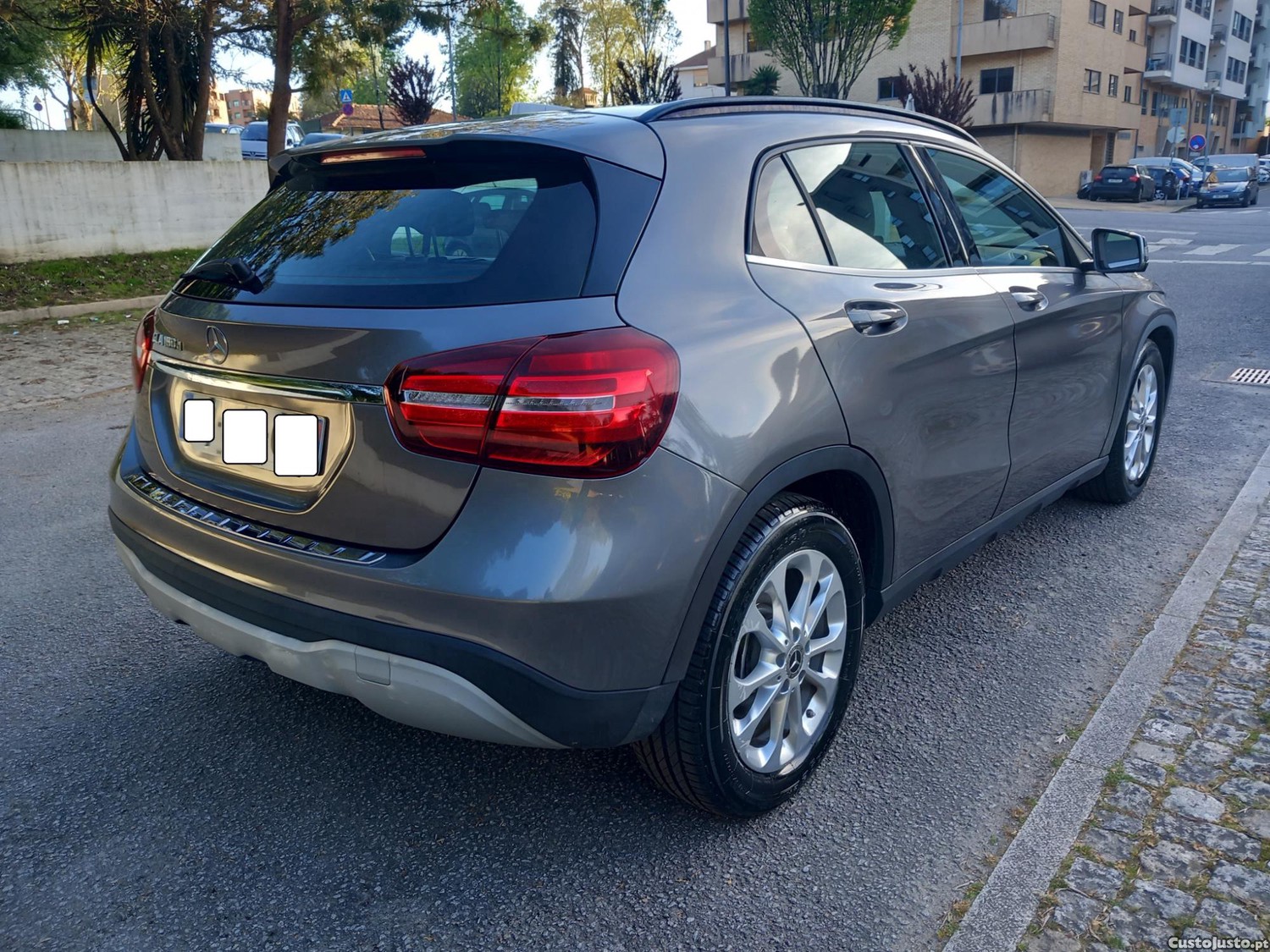 Mercedes-Benz GLA 180 d Style Aut. — fotografia 15