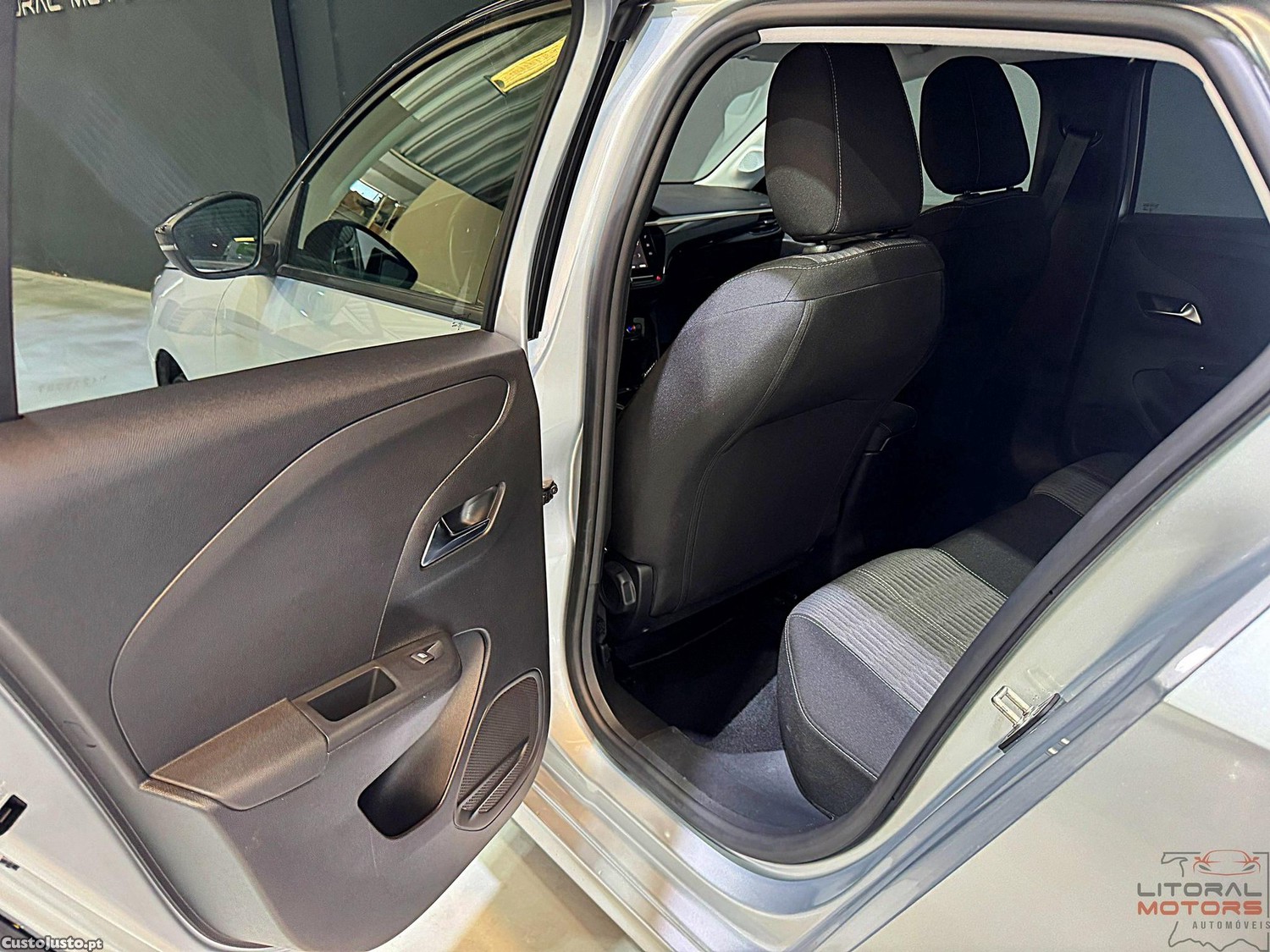 Opel Corsa e 50 kWh Yes — fotografia 11