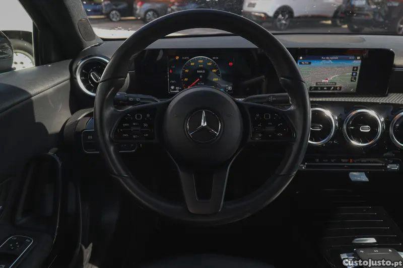Mercedes-Benz A 180 D style aut. — fotografia 15