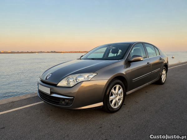 Renault Laguna 3 1.5 DCI 110cv — fotografia 3
