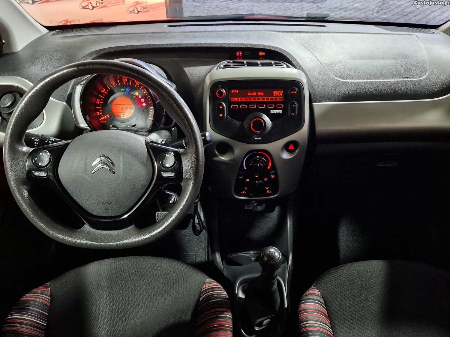 Citroën C1 1.2 VTi Feel 82cv — fotografia 8