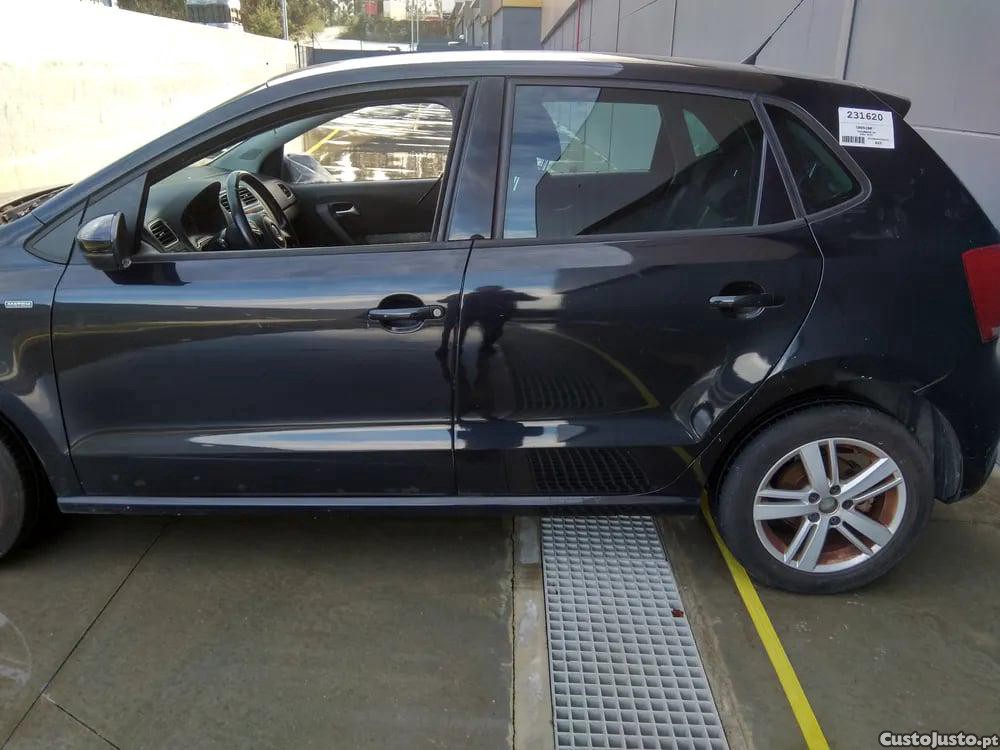 VW Polo 1.6 TDI (66 kW / 90 cv) [06.2009 - 05.2014] - 12 — photo 3