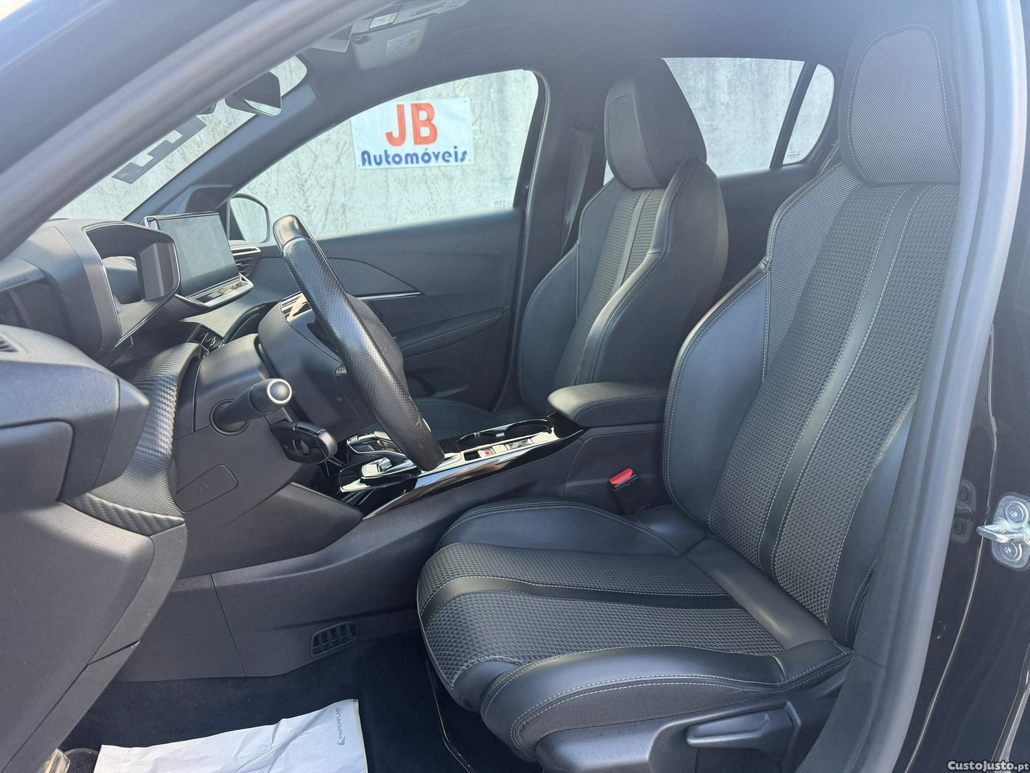 Peugeot 208 50 kWh GT Line — fotografia 7