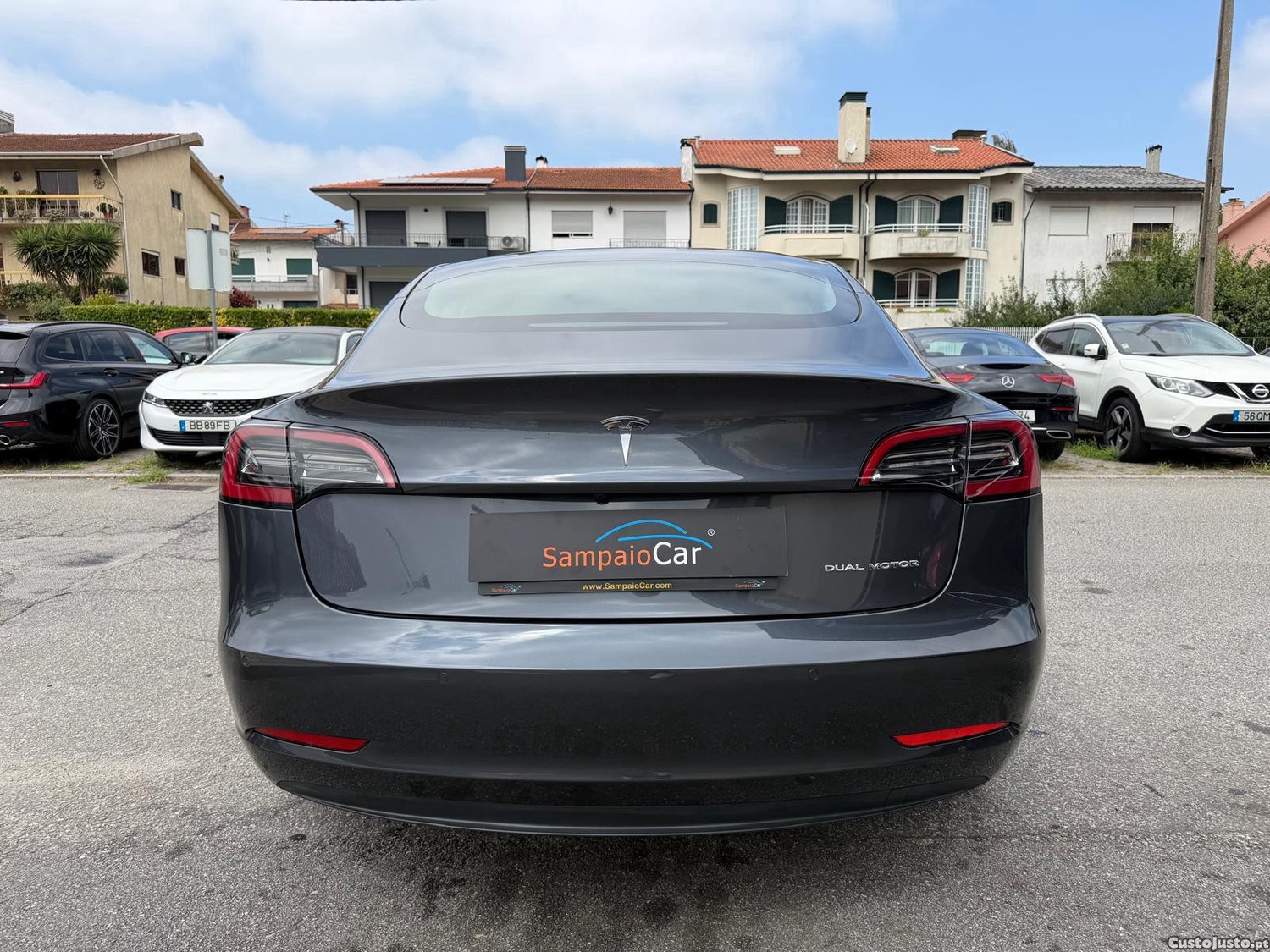 Tesla Model 3 Long Range Tração Integral Premium — fotografia 14