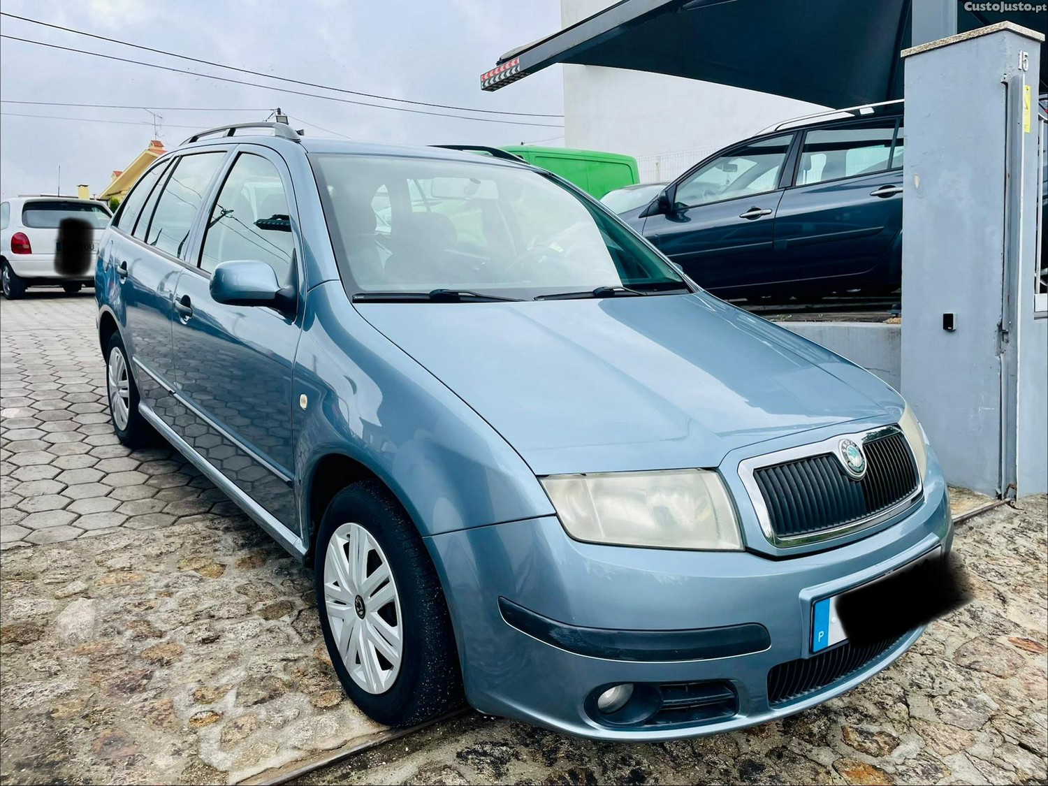 Skoda Fabia 1.2 Elegance — fotografia 12
