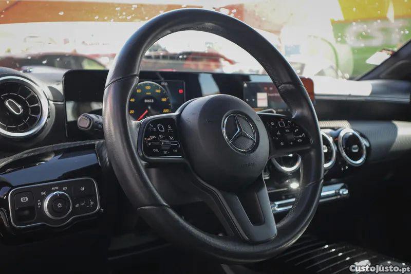 Mercedes-Benz A 180 D style aut. — fotografia 17
