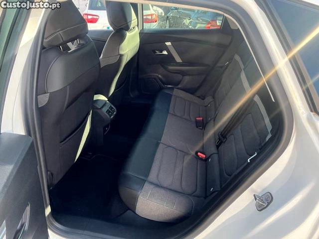 Citroën C4 1.5 HDI FEEL PACK — fotografia 9
