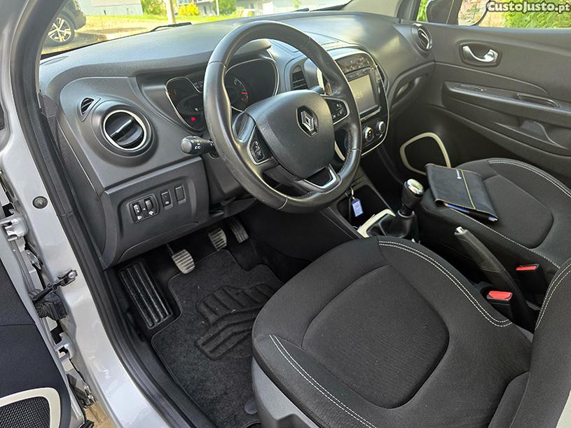 Renault Captur 0.9 TCE Exclusive 99.000kms — fotografia 6