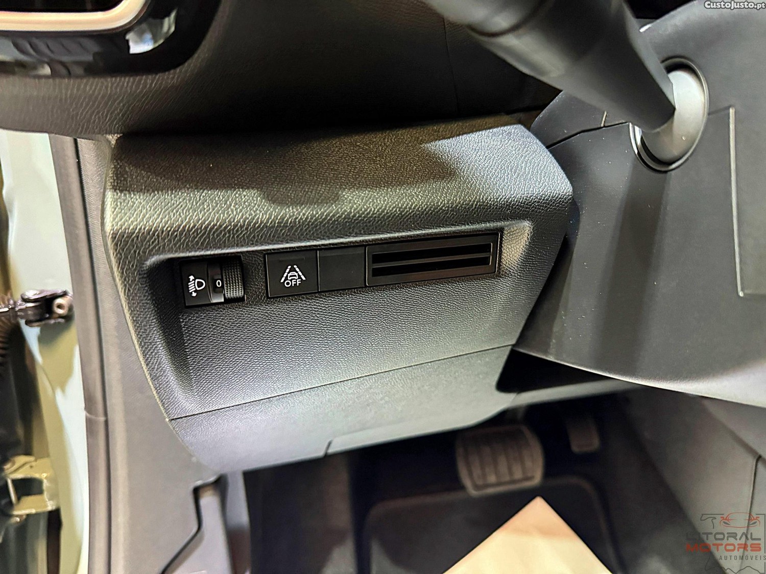 Citroën C4 1.2 Hybrid Plus e-DSC6 — fotografia 8