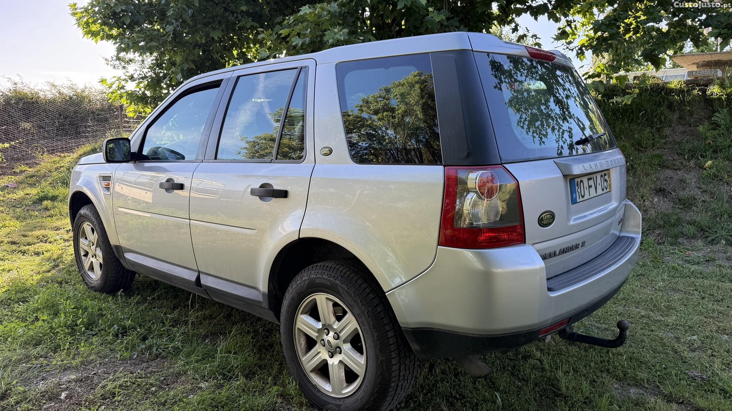 Land Rover Freelander 2.2Td4 — fotografia 2