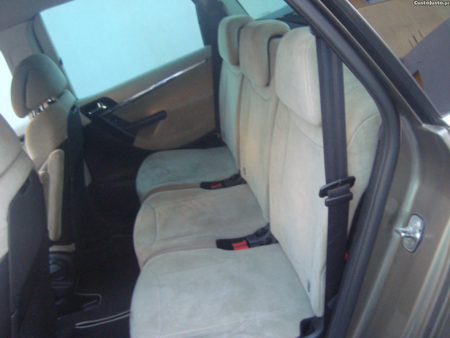 Citroën C4 Picasso 1.6 110 CV — fotografia 4