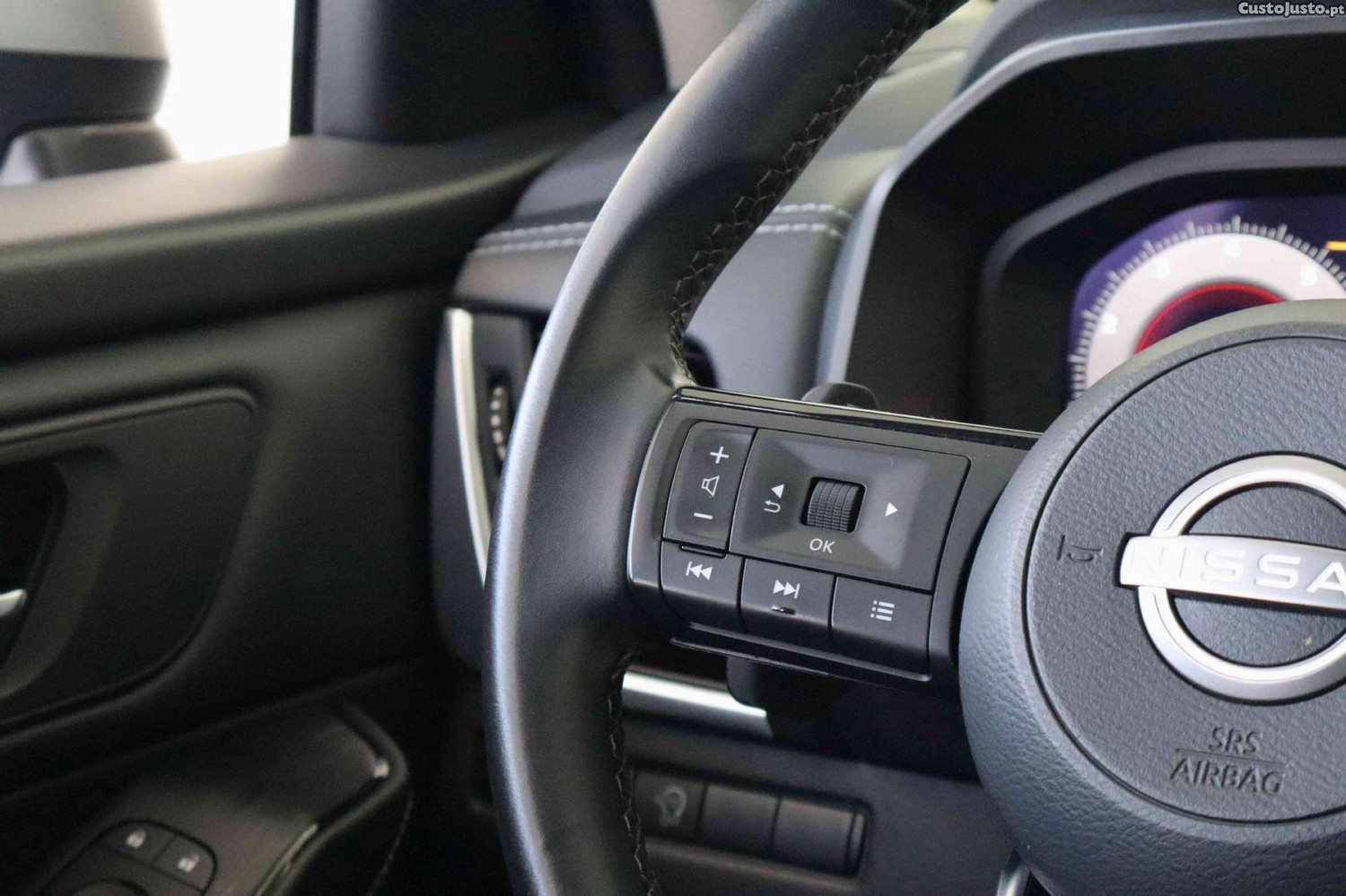 Nissan Qashqai 1.3 DIG-T Tekna + Xtronic — fotografia 14