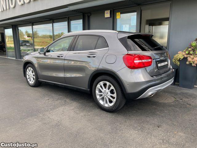 Mercedes-Benz GLA 220 d Urban — fotografia 24