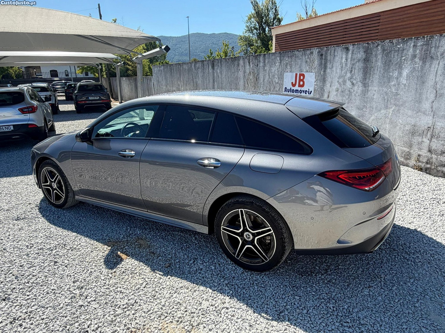 Mercedes-Benz CLA 250 e Shooting Brake AMG Line — fotografia 14