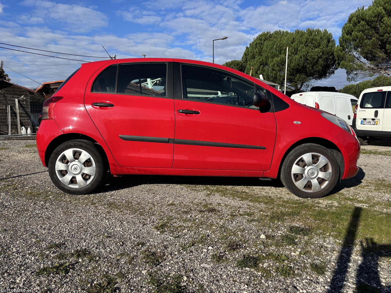 Toyota Yaris 1.0 VVti — fotografia 8