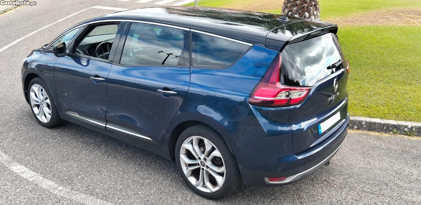 Renault Scénic Blue dCi — fotografia 16