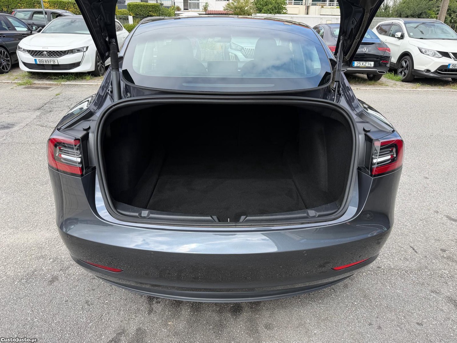 Tesla Model 3 Long Range Tração Integral Premium — fotografia 13