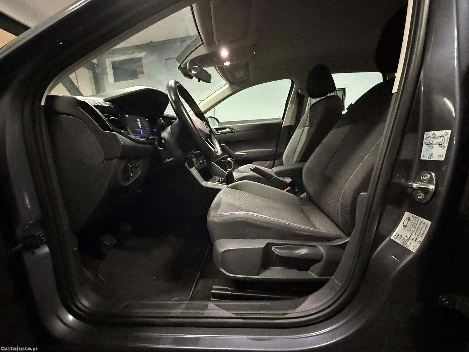 Volkswagen Taigo 1.0 TSI Life — fotografia 12