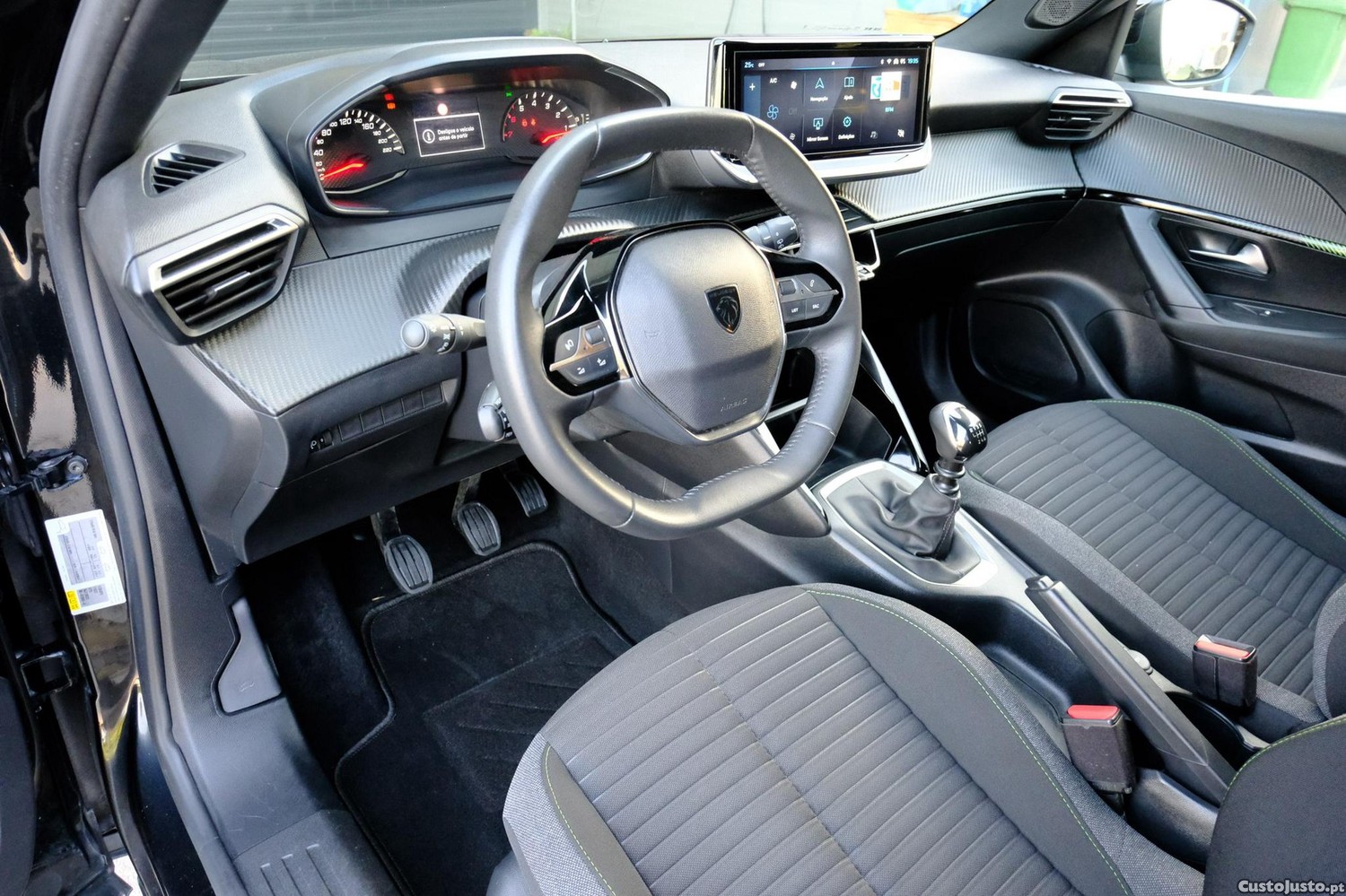 Peugeot 2008 1.2 PureTech Style — fotografia 19