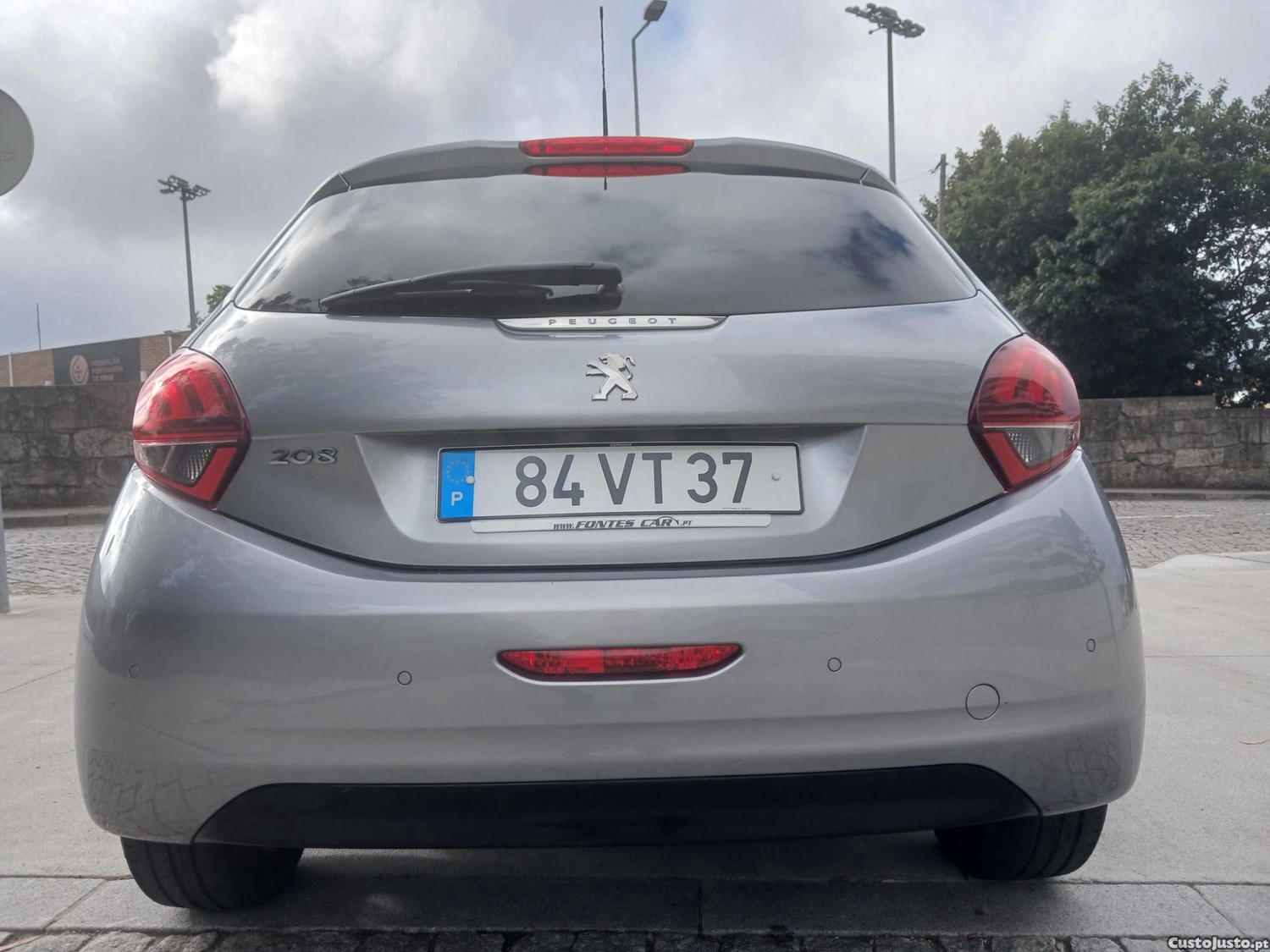 Peugeot 208 1.5 hdi 102cv signature — fotografia 10