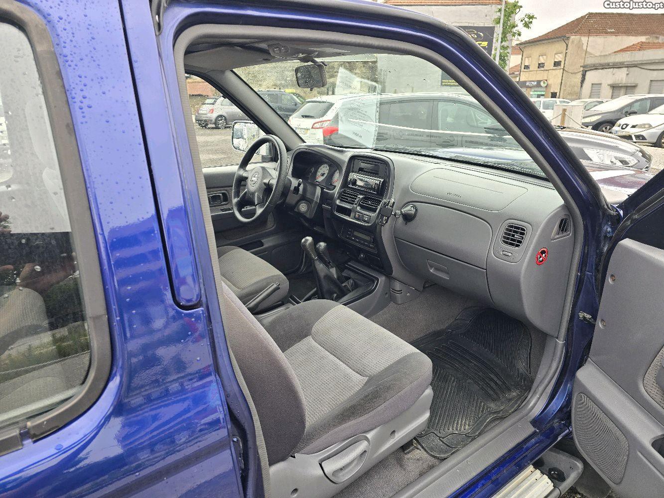 Nissan Navara 2.5 TD, c/ teto abrir+AC, Top!!! — fotografia 5