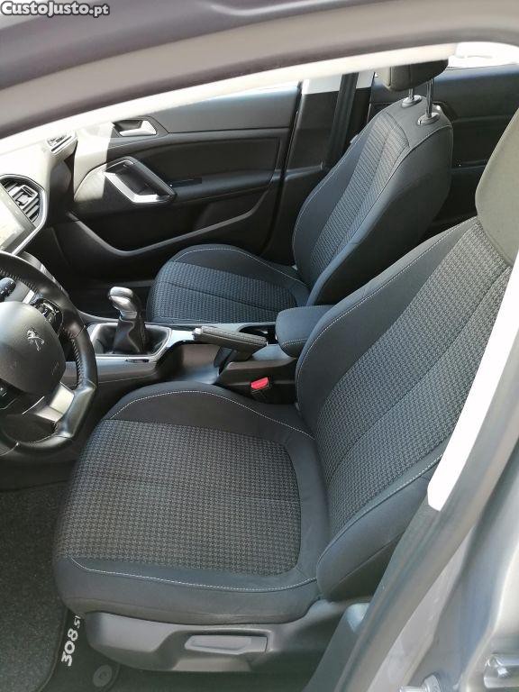 Peugeot 308 1.6Hdi — fotografia 3