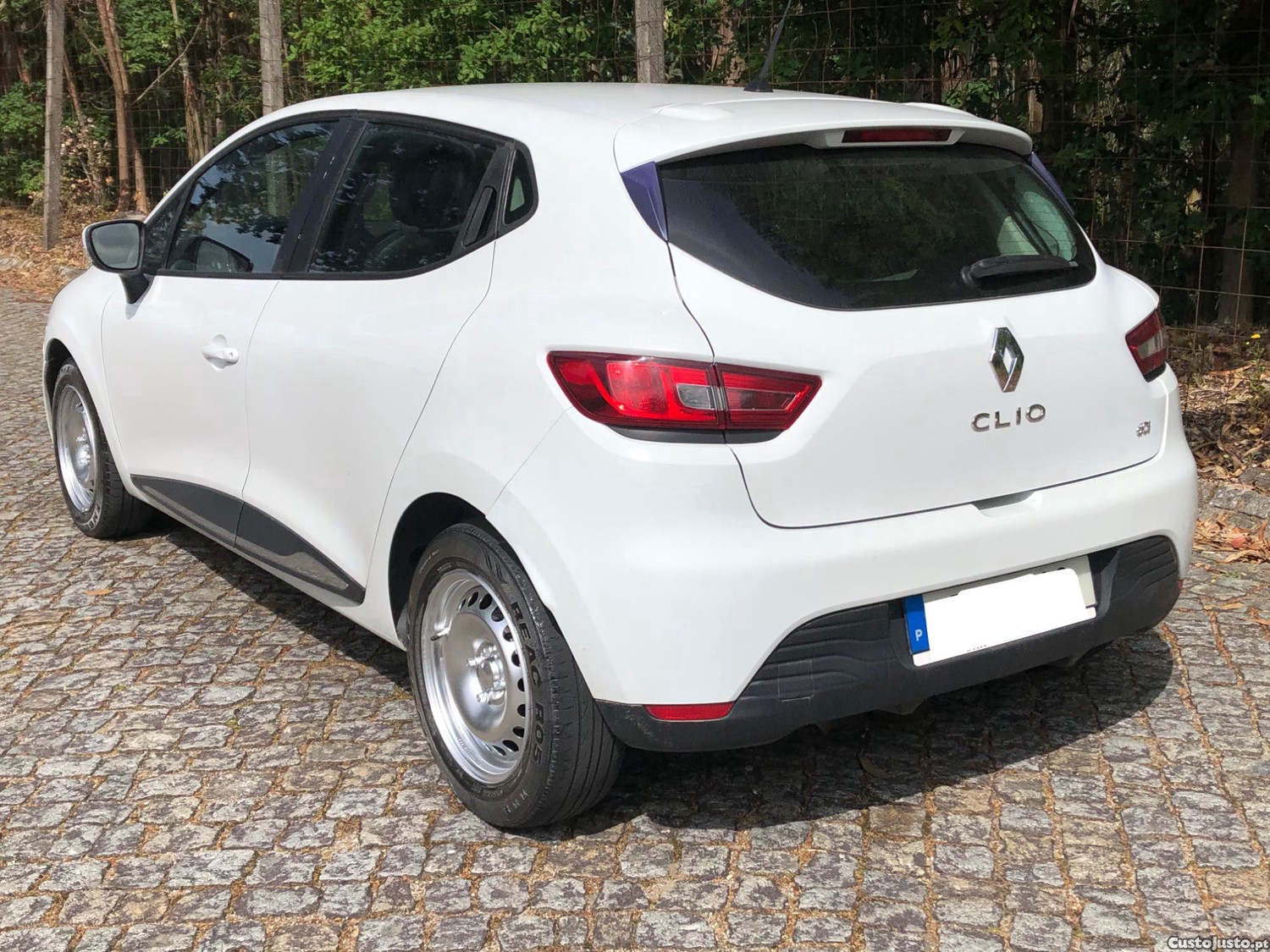 Renault Clio 1.5 dci — fotografia 6