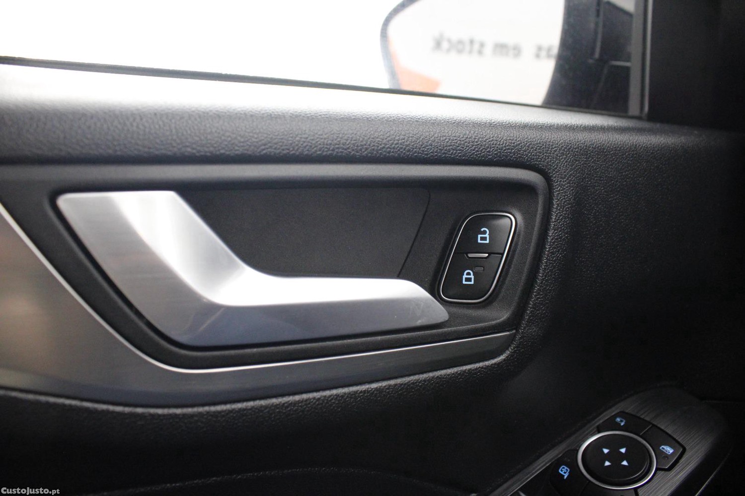 Ford Kuga 1.5 TDCI ECOBLUE TITANIUM — fotografia 10
