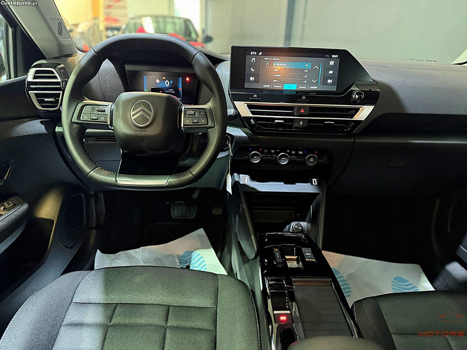 Citroën C4 1.2 Hybrid Plus e-DSC6 — fotografia 7