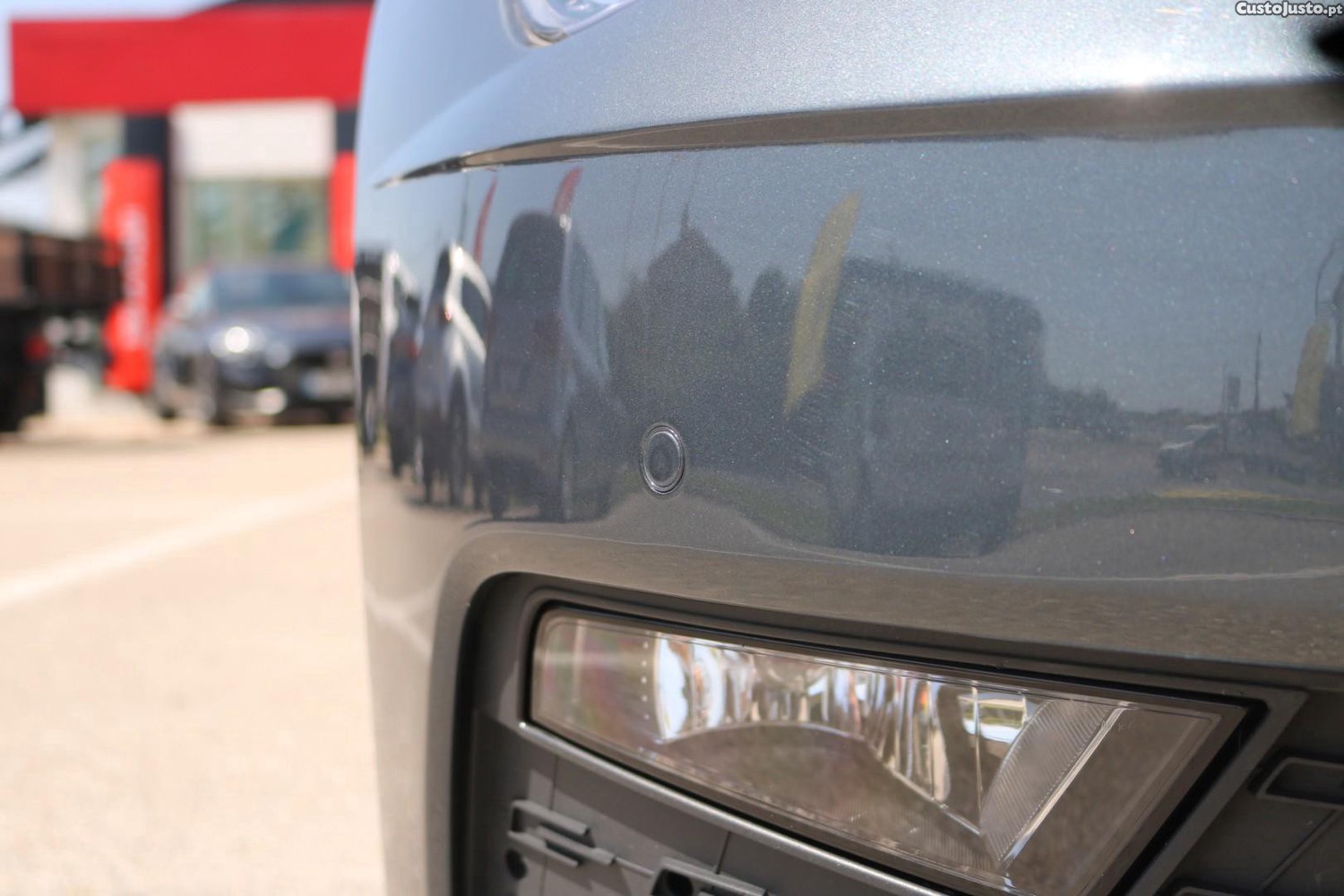 SEAT Leon 1.6 TDI Style 115cv — fotografia 49