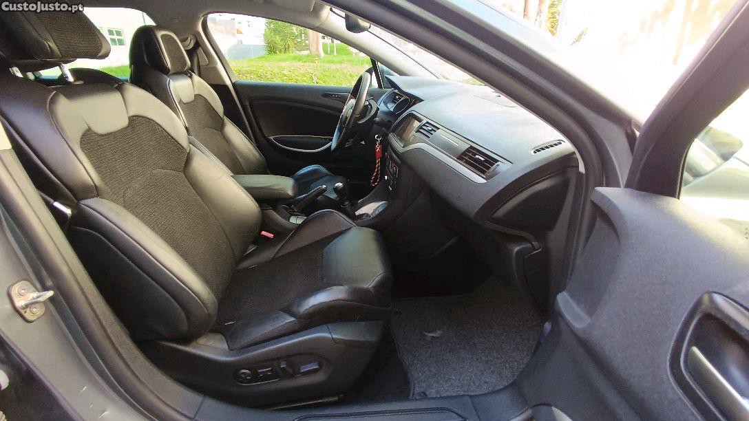 Citroën C5 1.6 HDi — fotografia 7