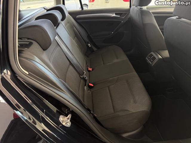 Volkswagen Golf VII Variant 1.6 TDI CONFORTLINE — fotografia 6