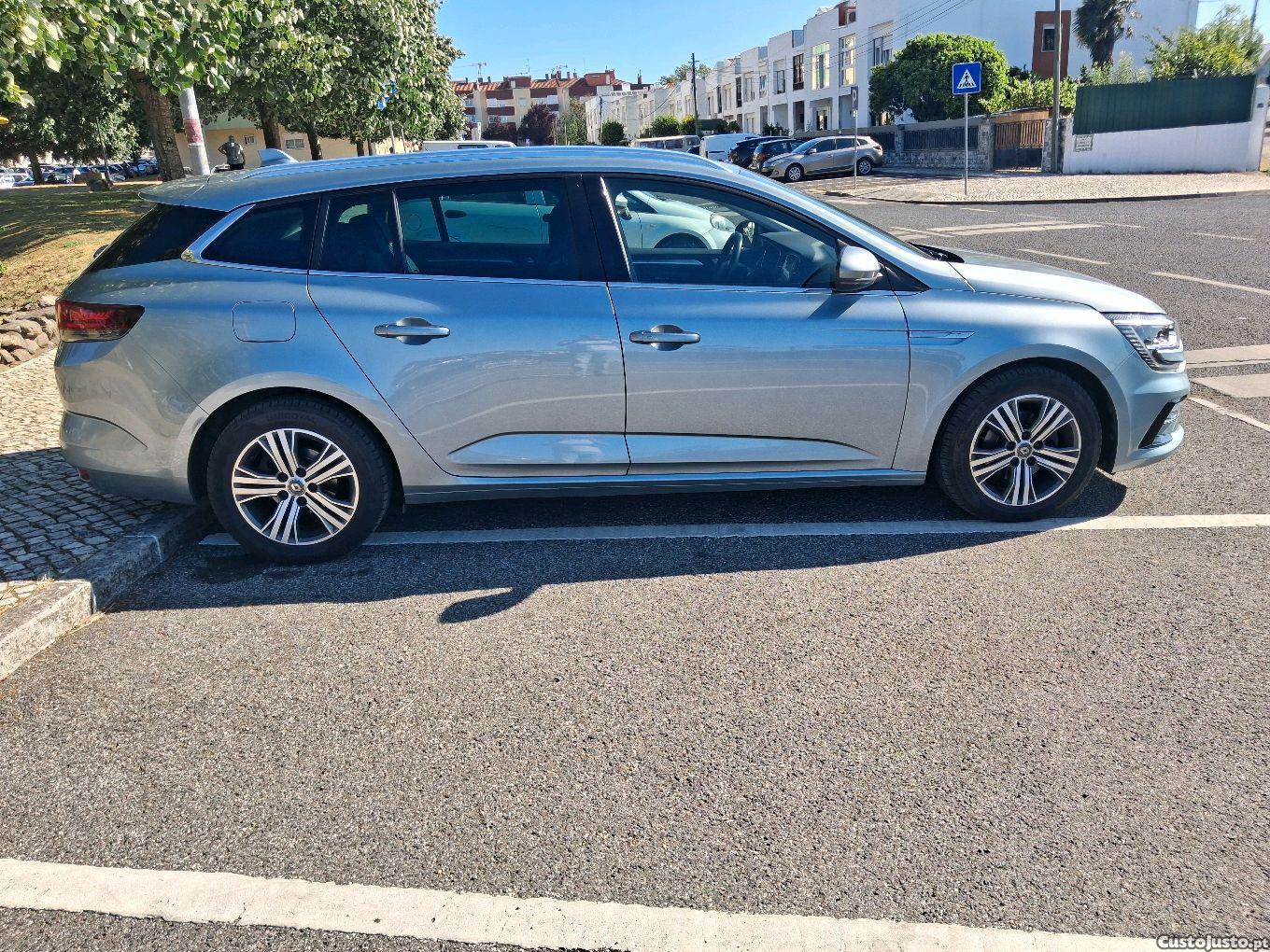 Renault Mégane 1.5 blue dCi Intense — fotografia 10