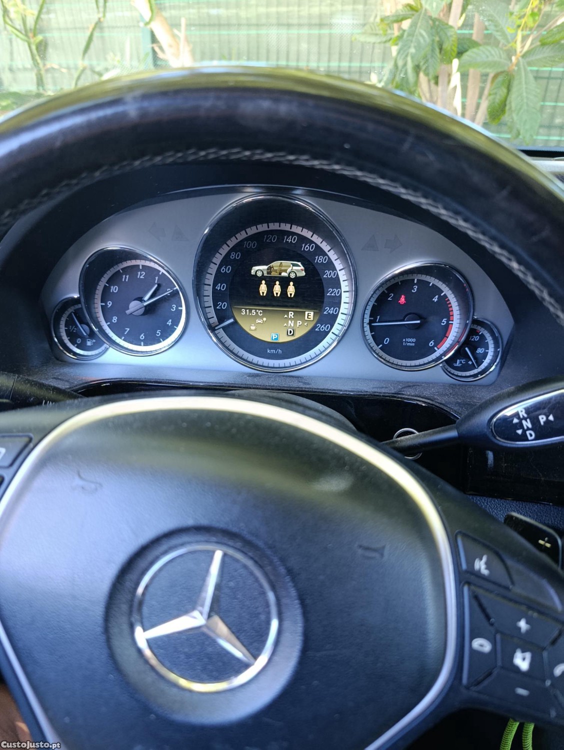 Mercedes-Benz E 220 220 Cdi — fotografia 3