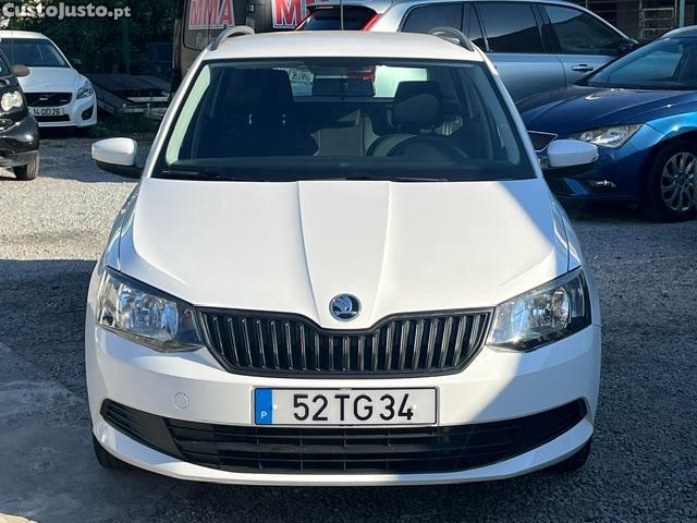 Skoda Fabia 1.0 ACTIVE — fotografia 16