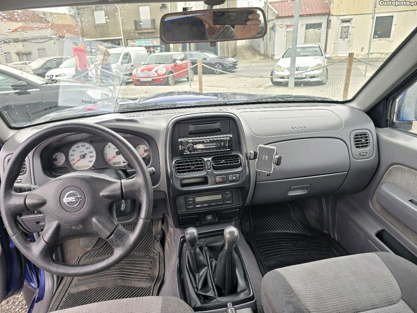 Nissan Navara 2.5 TD, c/ teto abrir+AC, Top!!! — fotografia 3