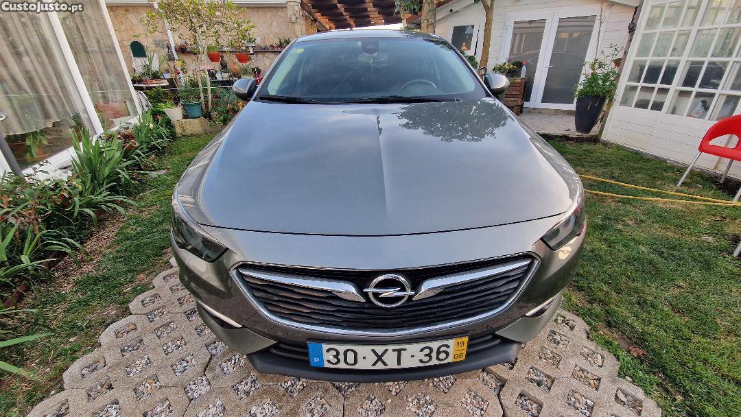 Opel Insignia Grand Sport — fotografia 4