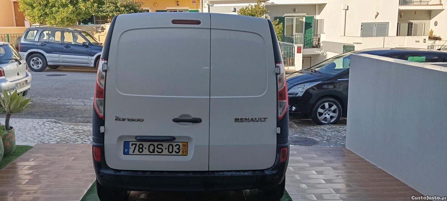 Renault Kangoo Business2016 C/3 lugares,1 Proprietário , Nacional ,em ótimo estado. — fotografia 9
