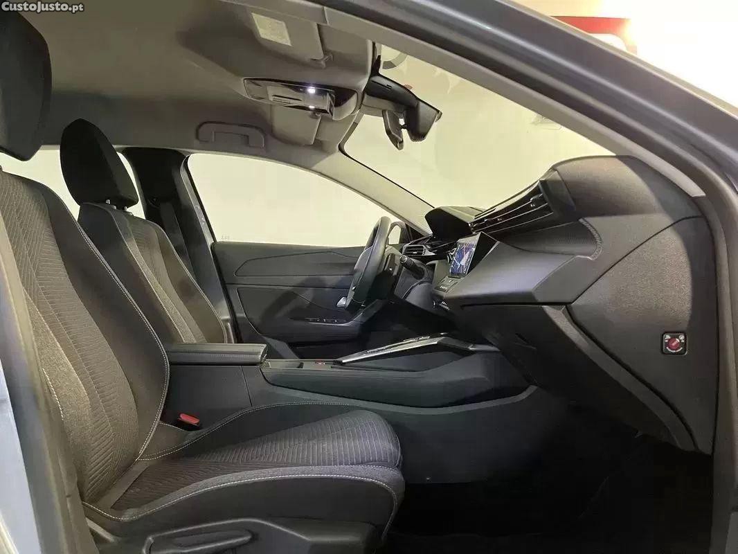 Peugeot 308 Puretech 130 eat8 active pack — fotografia 17