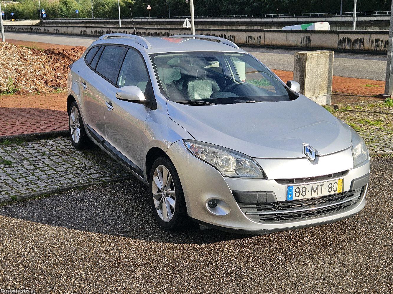 Renault Mégane Megane — fotografia 9